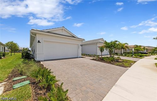 12441 Dolomite Way, Alva, FL, 33920 | Card Image