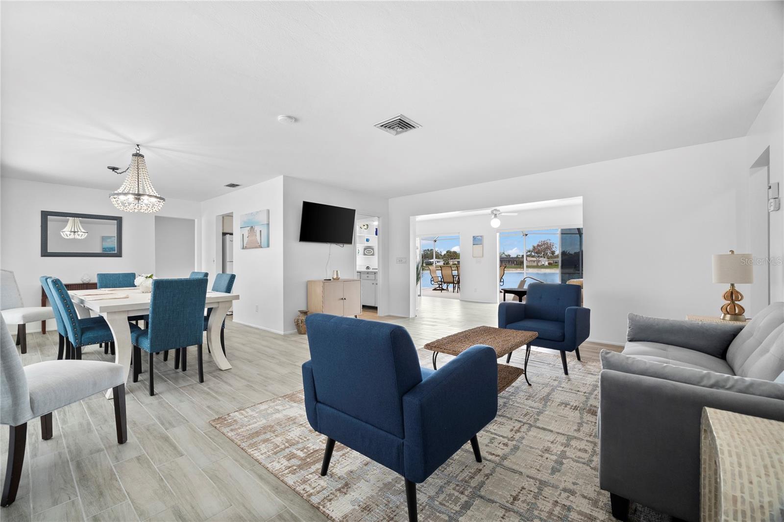 Residential Lease in VENICE 4