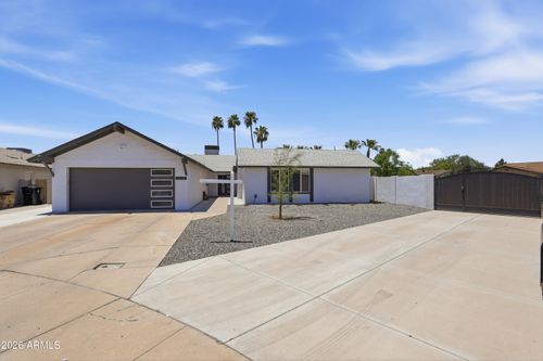 2638 S Brooks Cir, Mesa, AZ, 85202-7501 | Card Image
