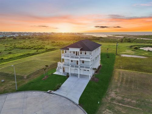 21330 Scissor Tail Ln, Galveston, TX, 77554-1145 | Card Image