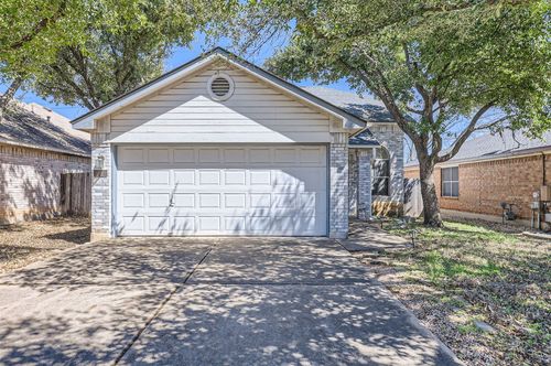 7808 Portland Trl, Austin, TX, 78729-8041 | Card Image