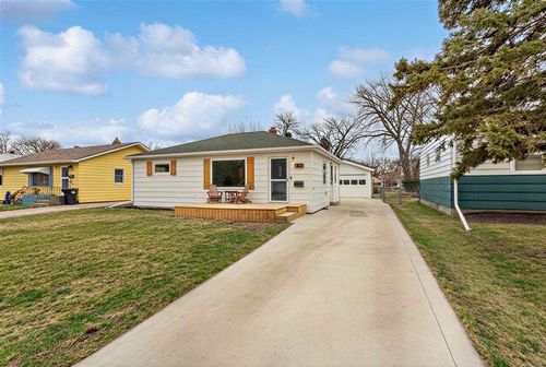 1510 15th Street S, Fargo, ND, 58103 | Card Image