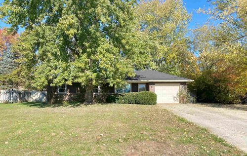 1760 E State St, Albany, IN, 47320-1448 | Card Image