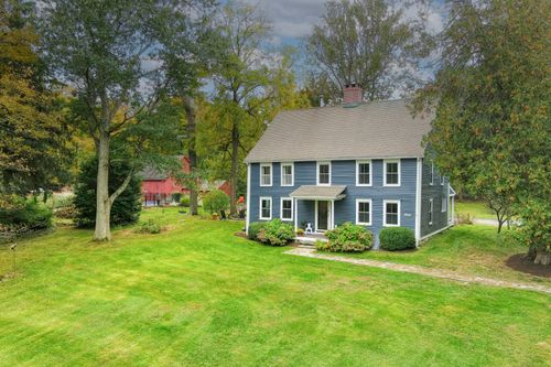 40 Flat Swamp Road, Newtown, CT, 06470 | Card Image