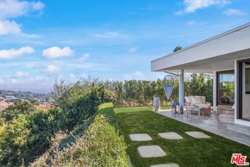 10123 Angelo View Dr, Beverly Hills, CA, 90210 | Card Image