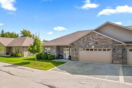 unit-32-246 Grey St S, Southampton, ON, N0H2L0 | Card Image