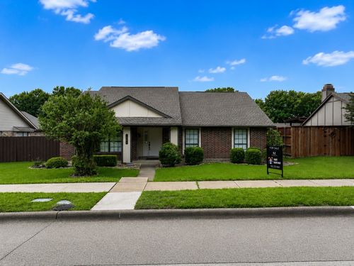 1308 Mullins Dr, Plano, TX, 75025-2861 | Card Image