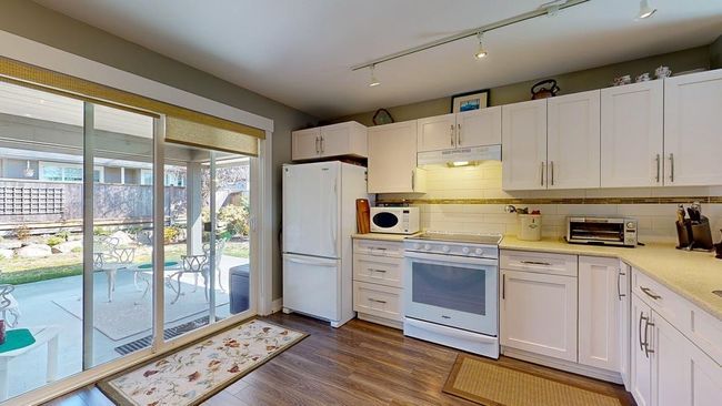 6262 Kevins Road, House other with 3 bedrooms, 2 bathrooms and 4 parking in Sechelt BC | Image 11