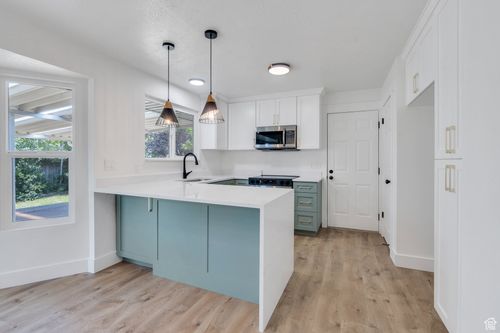 4093 S Peachwood Dr, West Valley City, UT, 84119-4280 | Card Image