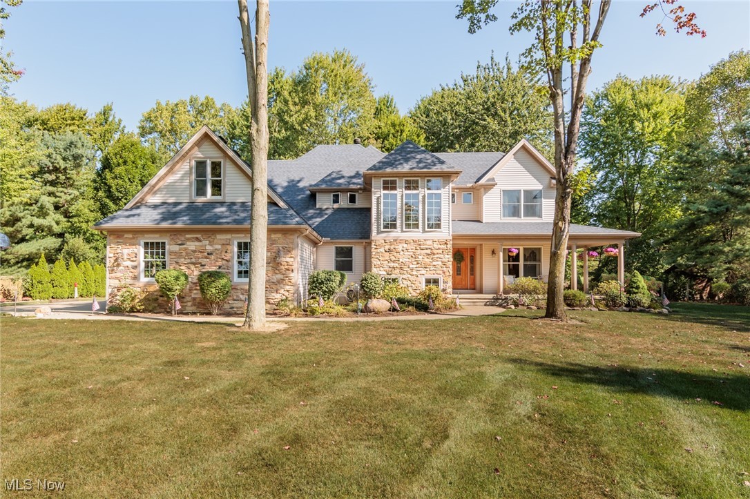 Mills Rd, Avon, OH 44011