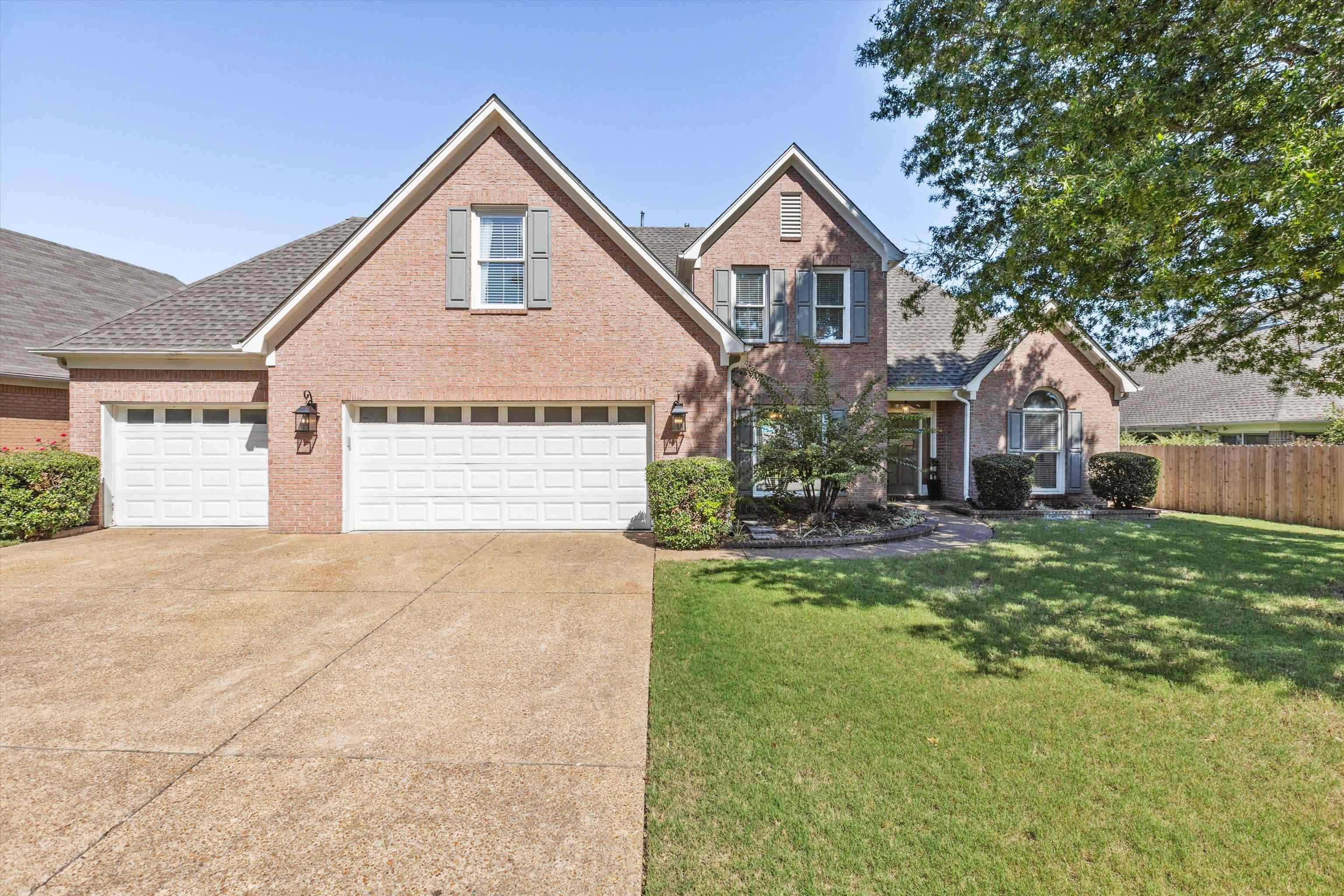 Lighthouse Ln, Lakeland, TN 38002
