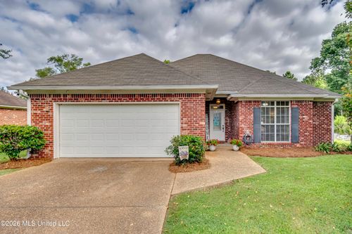 651 Post Oak Pl, Pearl, MS, 39208-5534 | Card Image