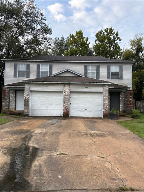 727 W Beck Dr, Fayetteville, AR, 72703-2564 | Card Image