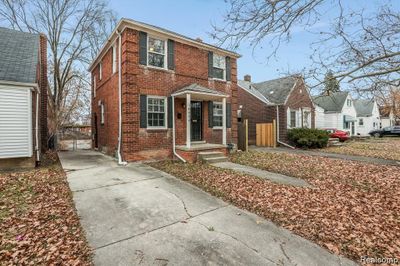 10434 Merlin Street, Home with 3 bedrooms, 1 bathrooms and null parking in Detroit MI | Image 2