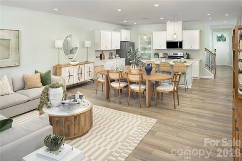 1304 Vibrant Rd, Charlotte, NC, 28215-8817 | Card Image