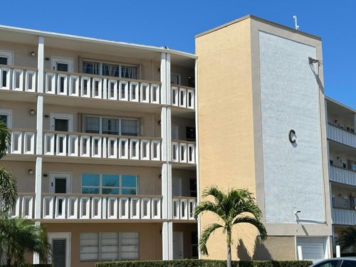 352 Southampton C, West Palm Beach, FL, 33417-7818 | Card Image