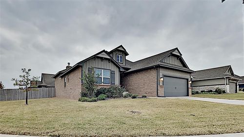 6224 Beverly Hills Drive, Edmond, OK, 73034 | Card Image