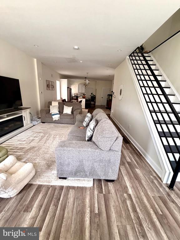 Residential in NORRISTOWN 4