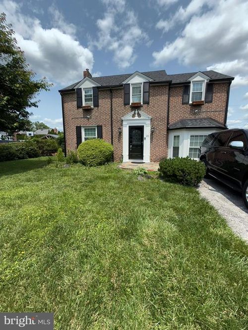 21 Pickwick Ln, NEWTOWN SQUARE, PA, 19073-4607 | Card Image
