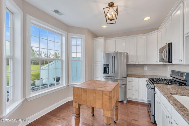 169 Shinnecock Dr, Condo with 3 bedrooms, 3 bathrooms and null parking in Manalapan NJ | Image 14