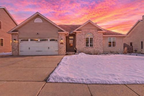 1611 24th Avenue, Kenosha, WI, 53140 | Card Image