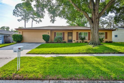 3718 Sand Pebble Dr, VALRICO, FL, 33596-6938 | Card Image