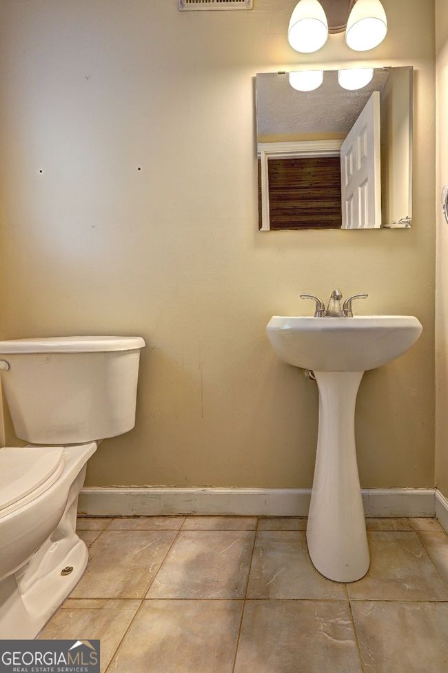 3681 Chestnut Lake Ct, House other with 3 bedrooms, 3 bathrooms and null parking in Jonesboro GA | Image 21