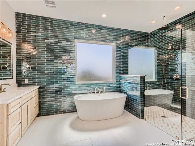 103 River Mountain Dr, House other with 4 bedrooms, 4 bathrooms and null parking in Boerne TX | Image 17