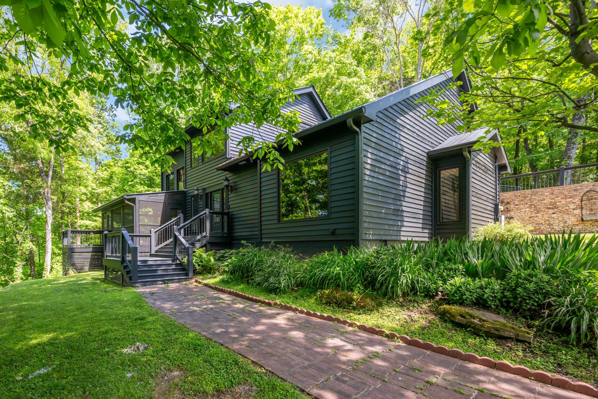 Riverview Dr, Pegram, TN 37143