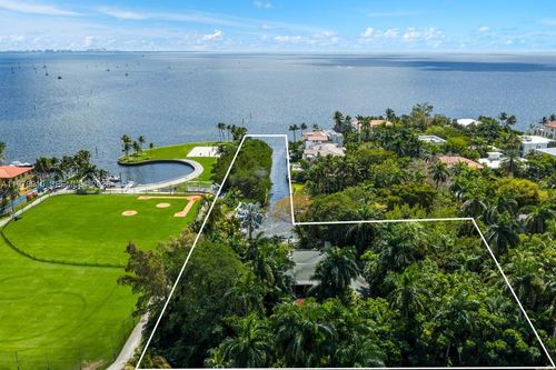 3373 Poinciana Ave, Miami, FL, 33133-6522 | Card Image