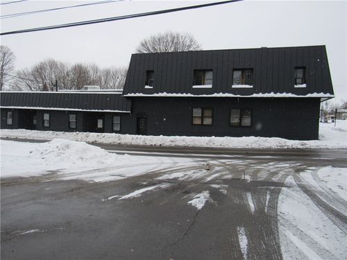 633 S Main St, Newark, NY, 14513-1726 | Card Image