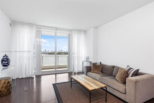 apt-312-540 West Ave, Miami Beach, FL, 33139-6769 | Card Image