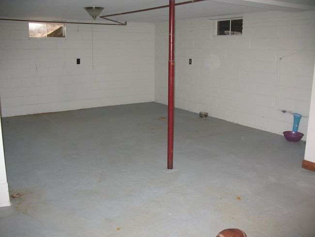 1011 South Main Street, House other with 3 bedrooms, 2 bathrooms and 2 parking in Independence VA | Image 21