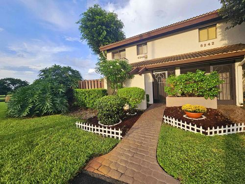 5246 Fountains Dr S, Lake Worth, FL, 33467-5717 | Card Image