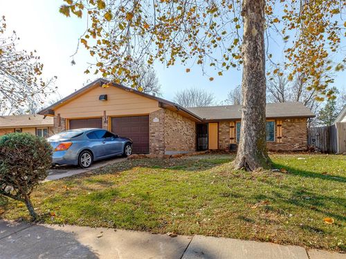 3776 Se 48th Pl, Del City, OK, 73135-2033 | Card Image