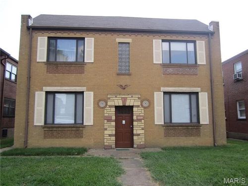 2w-5536 Chippewa Street, St Louis, MO, 63109 | Card Image