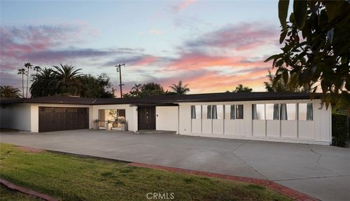 1024 Se Skyline Dr, North Tustin, CA, 92705-3209 | Card Image