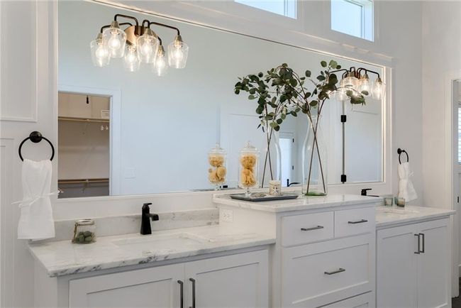 Primary Bath | Image 4