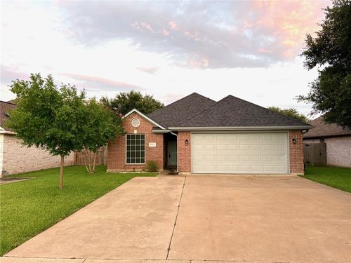 906 Bougainvillea St, College Station, TX, 77845-5334 | Card Image