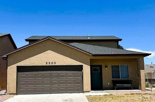2203 Antelope Way, Pueblo, CO, 81005-5593 | Card Image