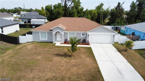 3025 Ne 6th Pl, Cape Coral, FL, 33909-0810 | Card Image