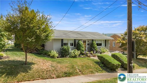 320 8th Ave, BETHLEHEM, PA, 18018-5028 | Card Image