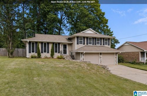 231 Cambo Dr, HOOVER, AL, 35226-1411 | Card Image