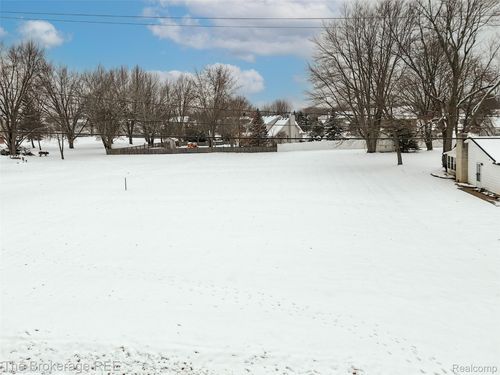 S S Genesee Rd, Grand Blanc, MI, 48439 | Card Image