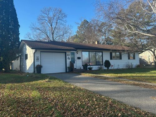 807 Willow Ln, Grand Rapids, MN, 55744-3943 | Card Image