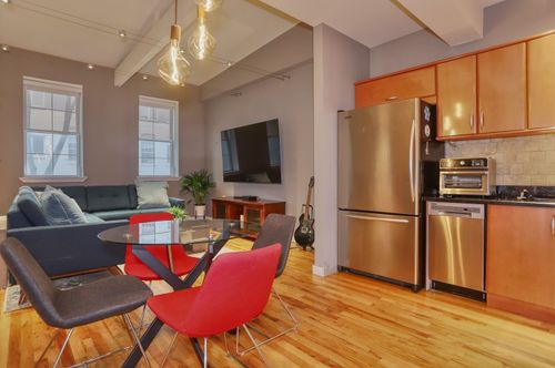 apt-208-1034 Clinton St, Hoboken, NJ, 07030-3167 | Card Image