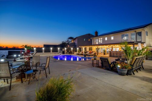 3600 Bertha Dr, Baldwin, NY, 11510-5036 | Card Image