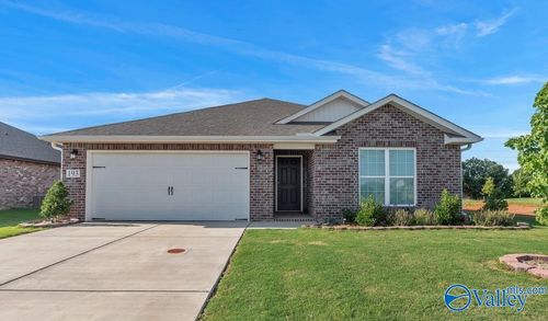 193 Cherry Laurel Dr, Hazel Green, AL, 35750-4201 | Card Image