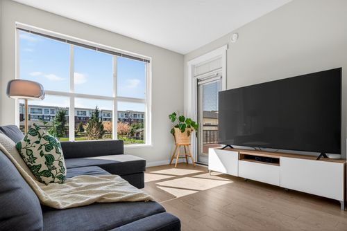 b221-8150 207 Street, Langley, BC, V2Y4J3 | Card Image