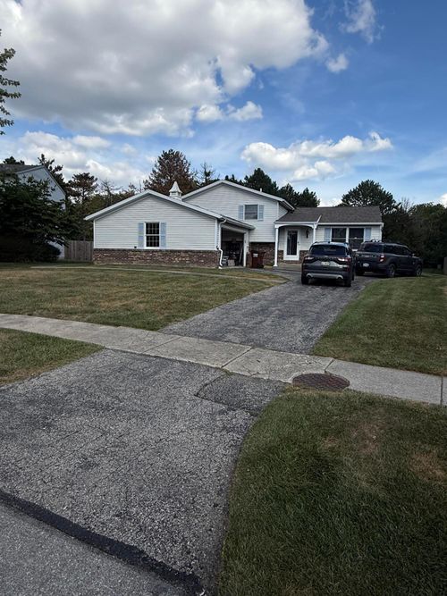 2123 Kellerston Rd, Maumee, OH, 43537-1118 | Card Image